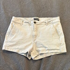 4/$20 Express Women's “Midi Mid-Rise” Khaki Shorts